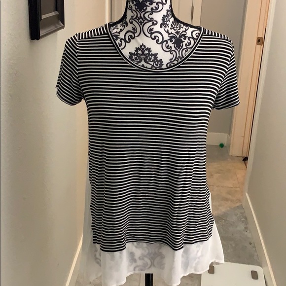 A.OK top with sheer back - Picture 2 of 7